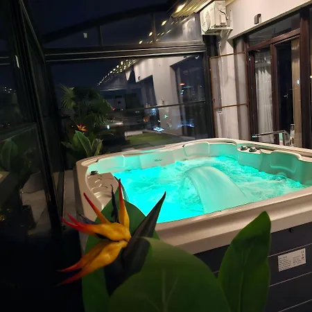 Crown Penthouse - Luxurious, & Vista , By Uni88 Apart-hotel Bucareste
