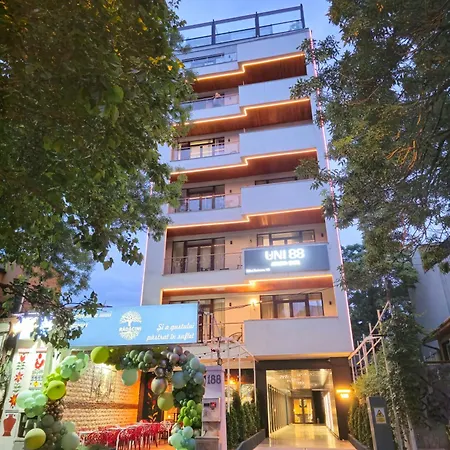 Crown Penthouse - Luxurious, & Vista , By Uni88 Bucareste