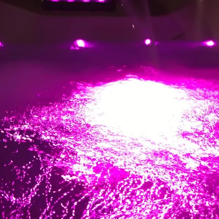 Crown Penthouse - Luxurious, & Vista , By Uni88 4*