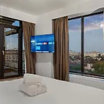 Crown Penthouse - Luxurious, & Vista , By Uni88 Bucharest