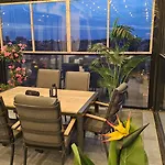 Crown Penthouse - Luxurious, & Vista , By Uni88 4*