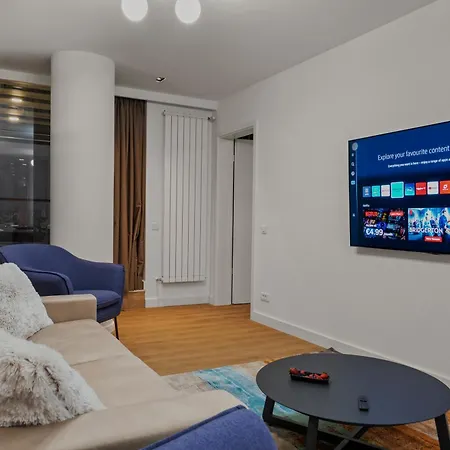 Aparthotel Crown Penthouse - Luxurious, & Vista , By Uni88 Bucarest