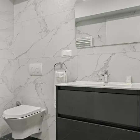 מלון דירות Crown Penthouse - Luxurious, & Vista , By Uni88 בוקרשט