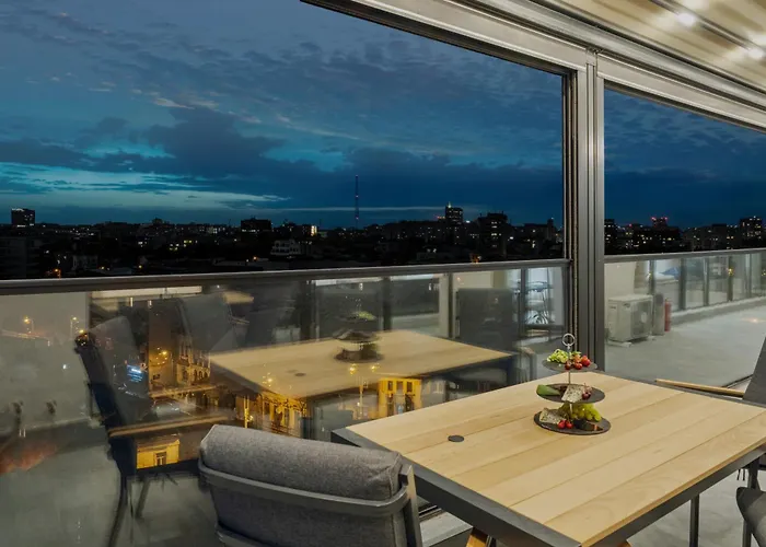 Crown Penthouse - Luxurious, & Vista , By Uni88 بوخارست