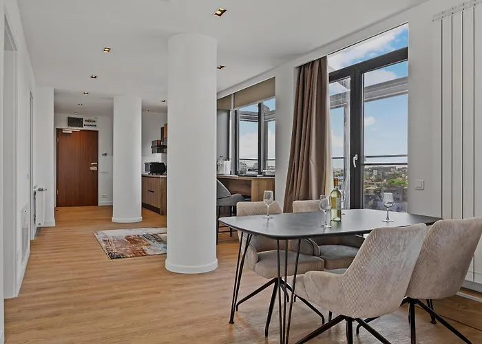 Crown Penthouse - Luxurious, & Vista , By Uni88 4* Bucureşti