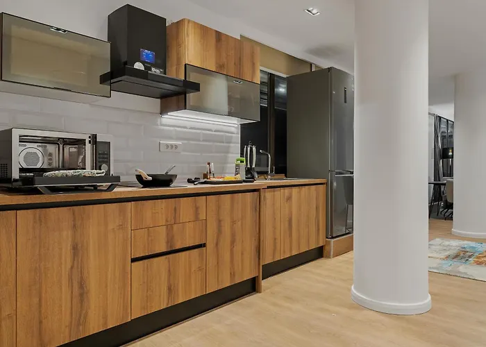Crown Penthouse - Luxurious, & Vista , By Uni88 4* Bucarest