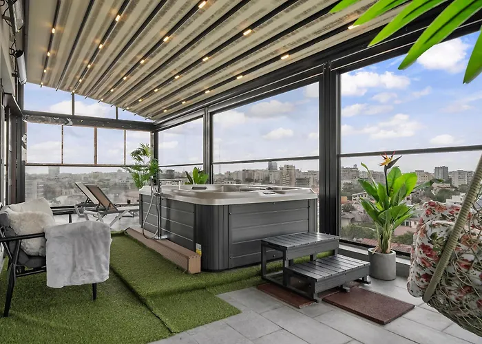 Crown Penthouse - Luxurious, & Vista , By Uni88 Bucureşti