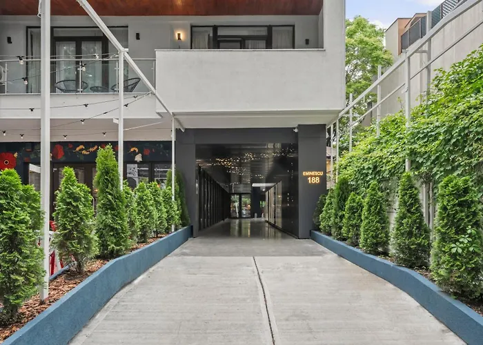 Crown Penthouse - Luxurious, & Vista , By Uni88