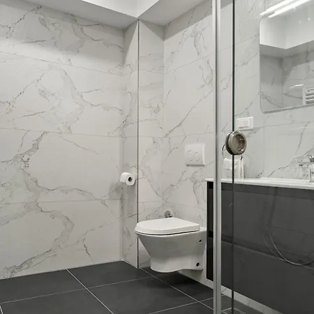 아파트호텔 Crown Penthouse - Luxurious, & Vista , By Uni88 4*