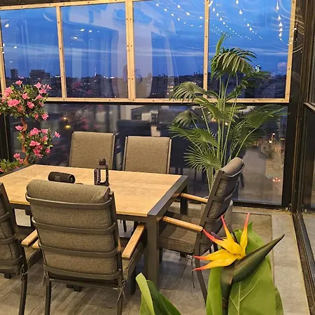 Crown Penthouse - Luxurious, & Vista , By Uni88 4*